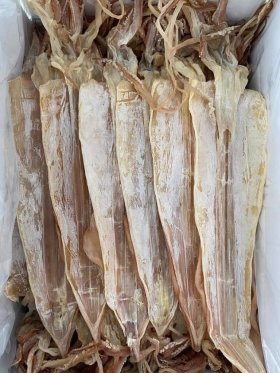 Mực khô miền nam loại đặc biệt (7-10 con/ 1kg)