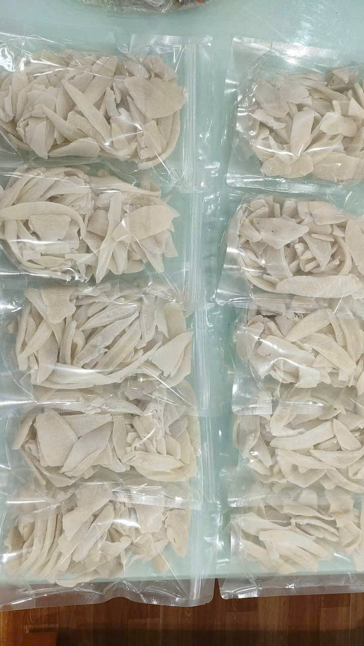 Mứt dừa xiêm non đường phèn miếng (500gram/gói)